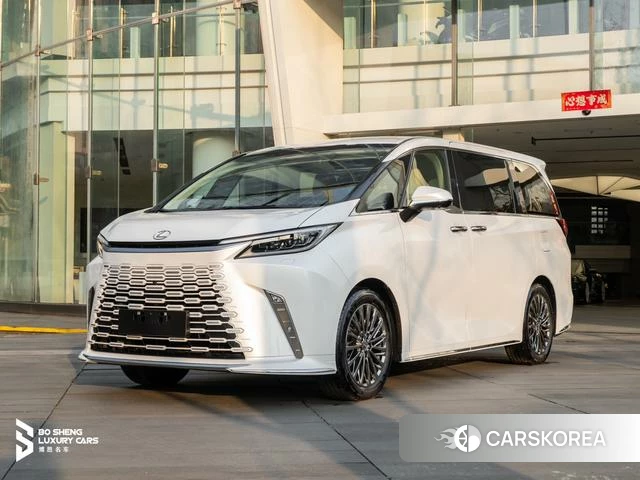 Lexus LM id 4291399 из Китая 9