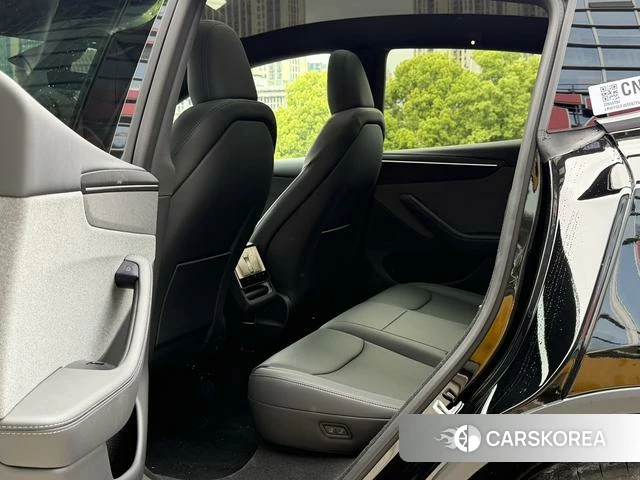 Tesla Model Y id 4199057 из Китая 9