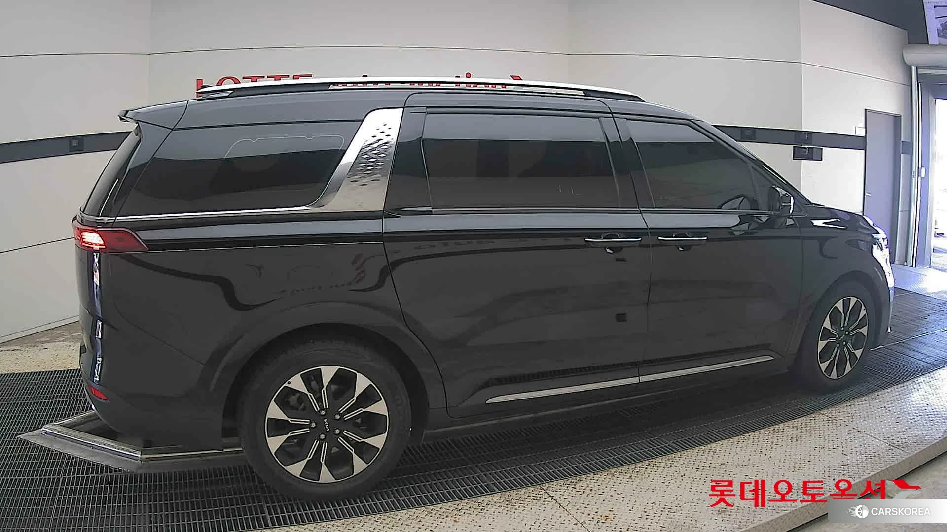 Kia Carnival id 4679363 из Кореи 9
