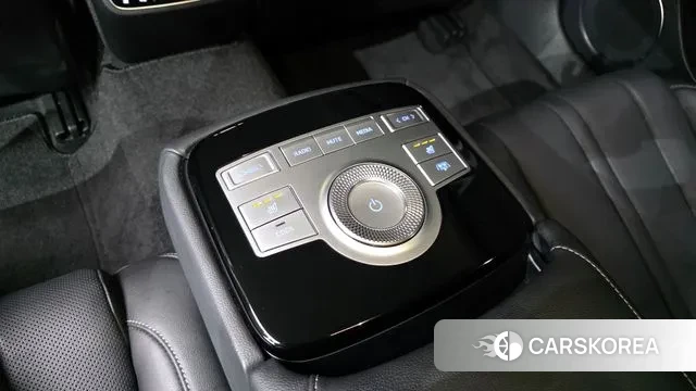 Genesis G80 (RG3) id 3690925 из Кореи 9