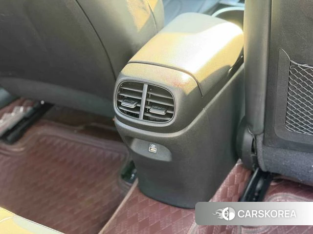 Hyundai Elantra id 4262054 из Китая 9