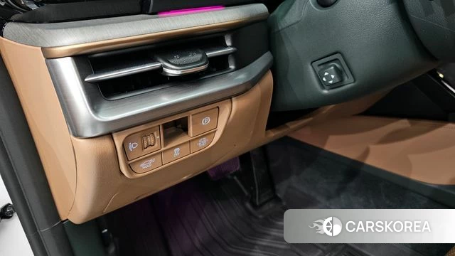 Hyundai Grandeur Hybrid (GN7) id 4302441 из Кореи 9