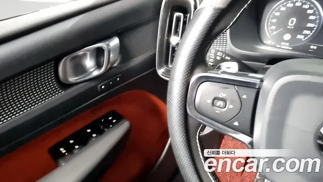 Volvo XC40 id 2849858 из Кореи 9