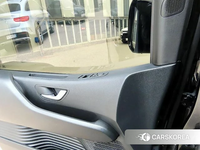 Hyundai Staria id 3963562 из Кореи 9