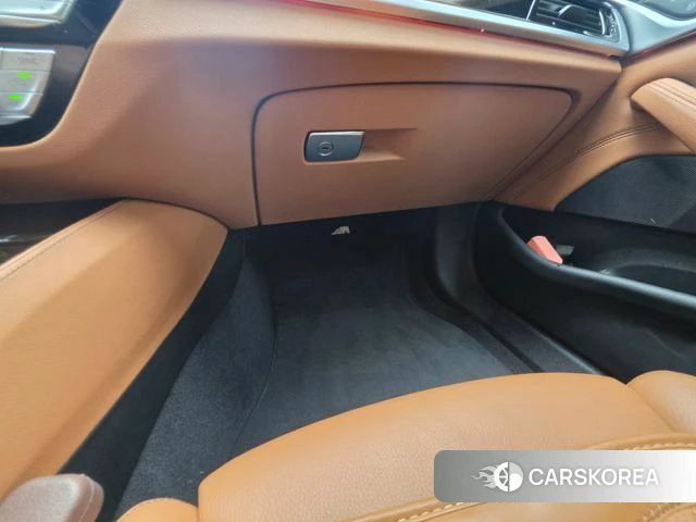 BMW 5 Series (G30) id 4724161 из Кореи 9