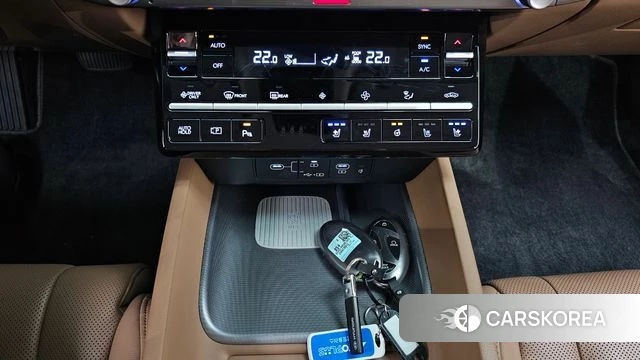 Hyundai Grandeur Hybrid (GN7) id 4280971 из Кореи 9