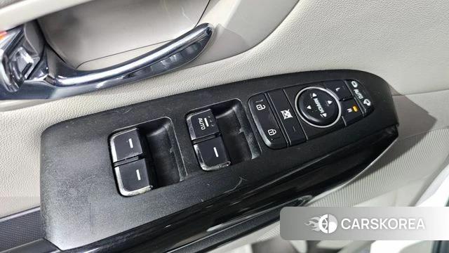 Kia The New Carnival id 4742211 из Кореи 9