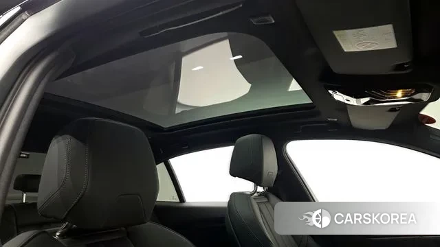 BMW 5 Series (G60) id 3359372 из Кореи 9