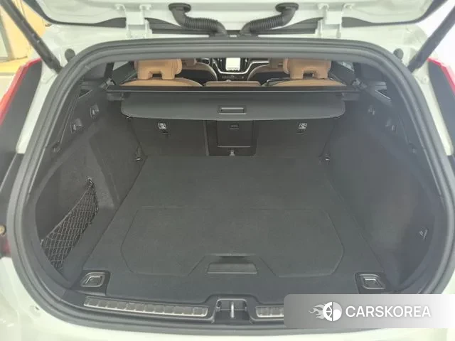 Volvo V60 Cross-Country 2nd Generation id 3235733 из Кореи 9