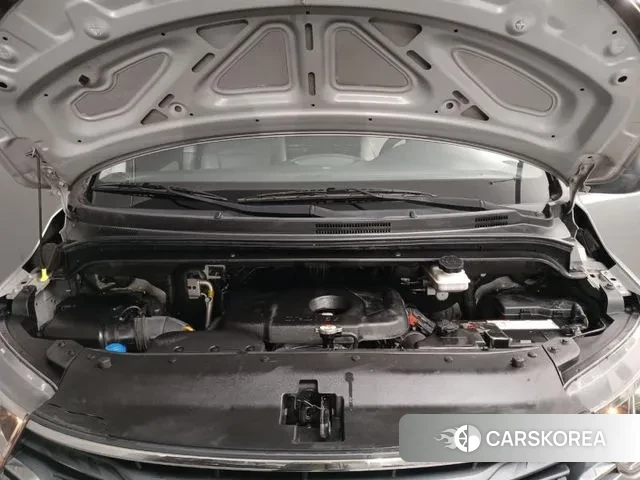 Hyundai The New Grand Starex id 3474780 из Кореи 9