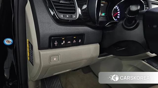 Kia The New Carnival id 3484914 из Кореи 9