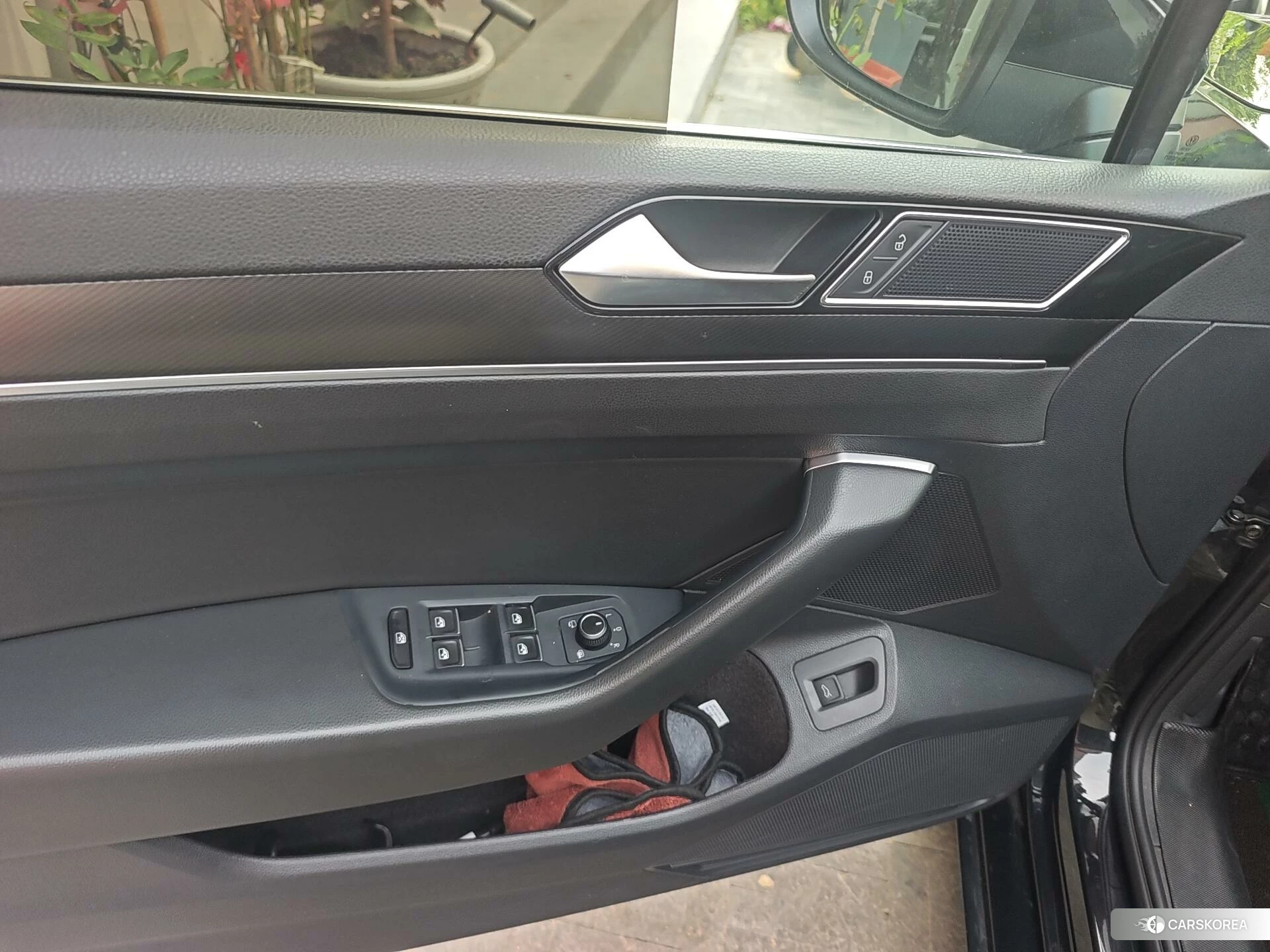 Volkswagen Magotan id 4513619 из Китая 9
