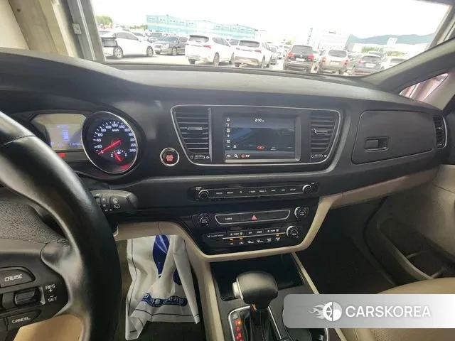 Kia The New Carnival id 3024325 из Кореи 9