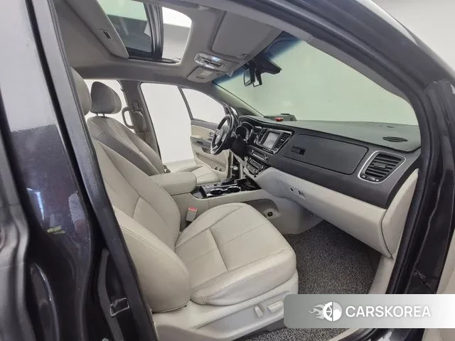 Kia The New Carnival id 3055421 из Кореи 9