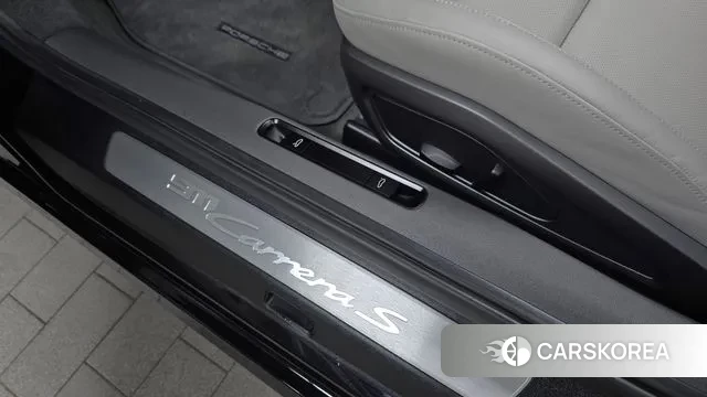 Porsche 911(992) id 3717413 из Кореи 9