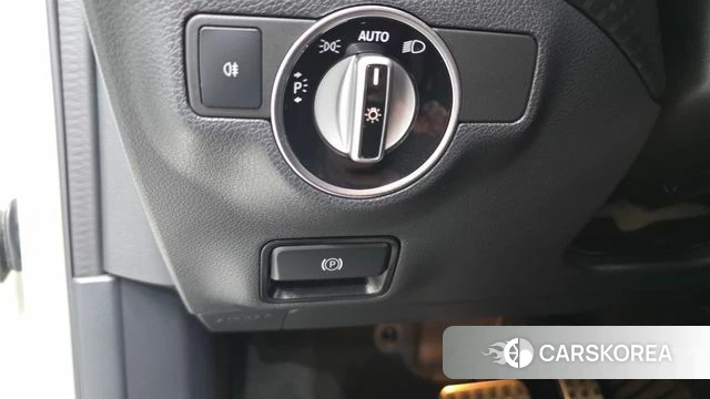 Mercedes-Benz A-Class W176 id 4737672 из Кореи 9