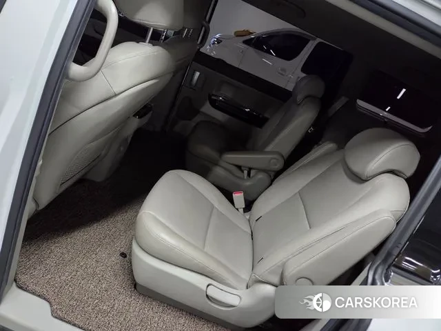 Kia The New Carnival id 3676943 из Кореи 9