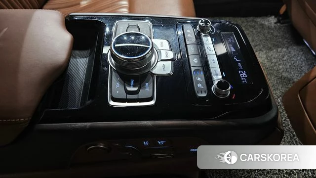 Genesis G90 id 3834292 из Кореи 9