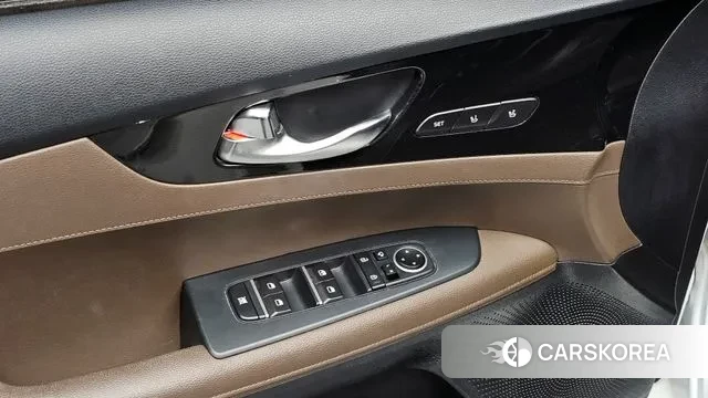 Kia Come New K3 id 3672534 из Кореи 9