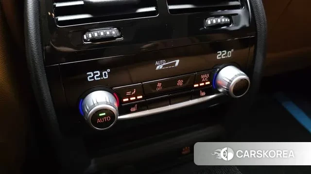 BMW 5 Series (G30) id 3175625 из Кореи 9