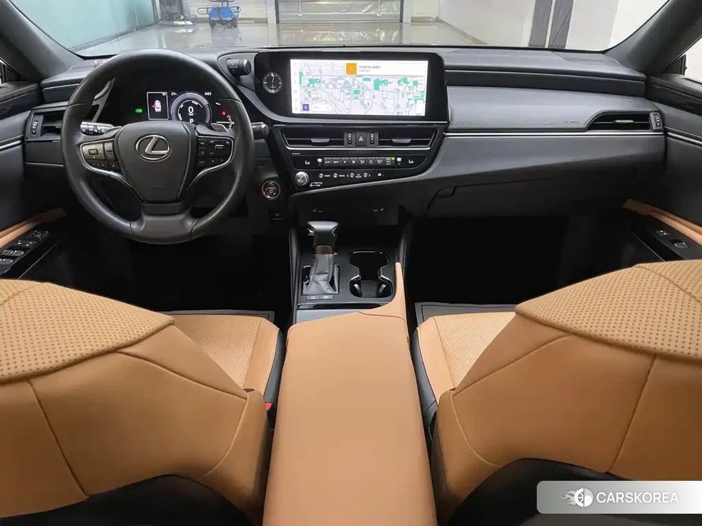 Lexus ES id 4629602 из Китая 9
