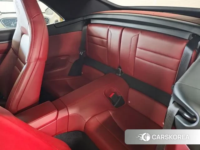 Porsche 911(992) id 3220178 из Кореи 9