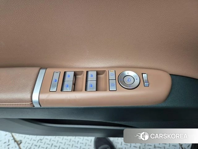 Hyundai Grandeur (GN7) id 4511344 из Кореи 9