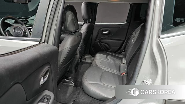 Jeep Renegade id 3924527 из Кореи 9