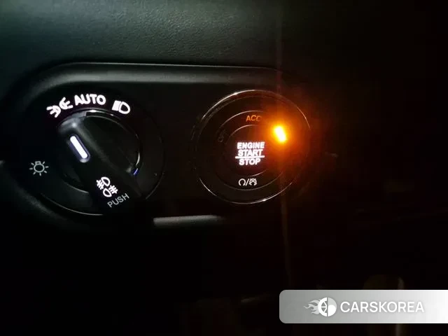 Maserati Levante id 3459119 из Кореи 9