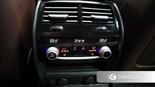 BMW 5 Series (G30) id 3905329 из Кореи 9