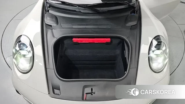 Porsche 911(992) id 3551909 из Кореи 9