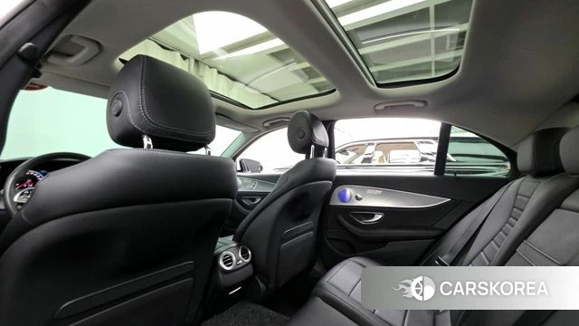 Mercedes-Benz E-Class W213 id 4187796 из Кореи 9