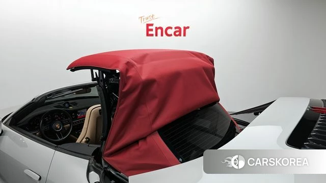 Porsche 911(992) id 3879032 из Кореи 9