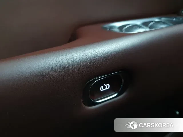 Genesis G90 (RS4) id 3492528 из Кореи 9