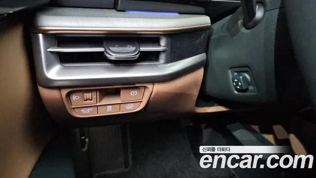 Hyundai Grandeur Hybrid (GN7) id 2867538 из Кореи 9