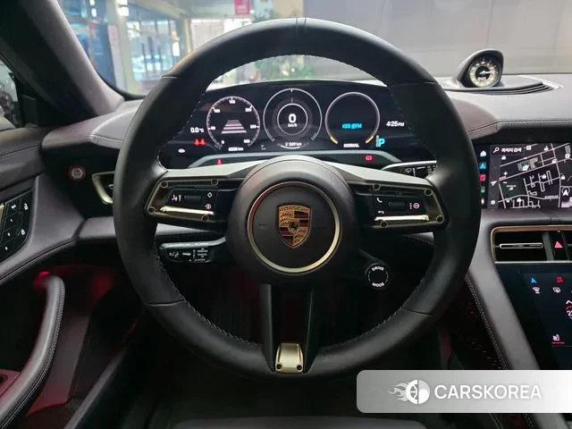 Porsche Taycan id 3654858 из Кореи 9