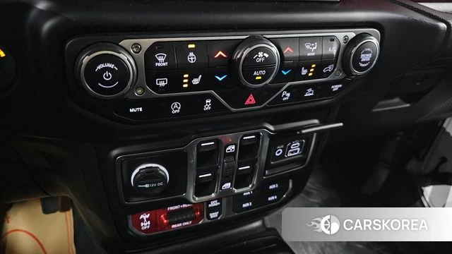 Jeep Gladiator (JT) id 3817774 из Кореи 9