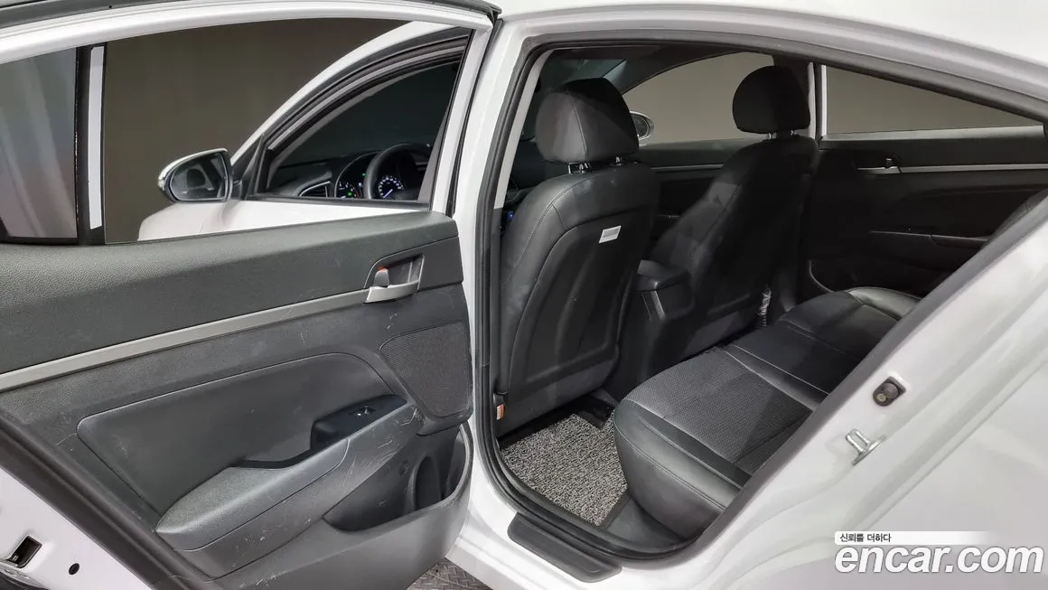 Hyundai Avante AD id 1474737 из Кореи 9