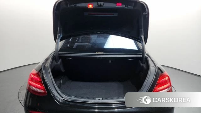 Mercedes-Benz E-Class W213 id 4304799 из Кореи 9
