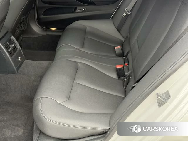 BMW 3 series id 4236276 из Китая 9