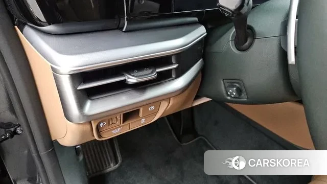 Hyundai Grandeur (GN7) id 3620117 из Кореи 9