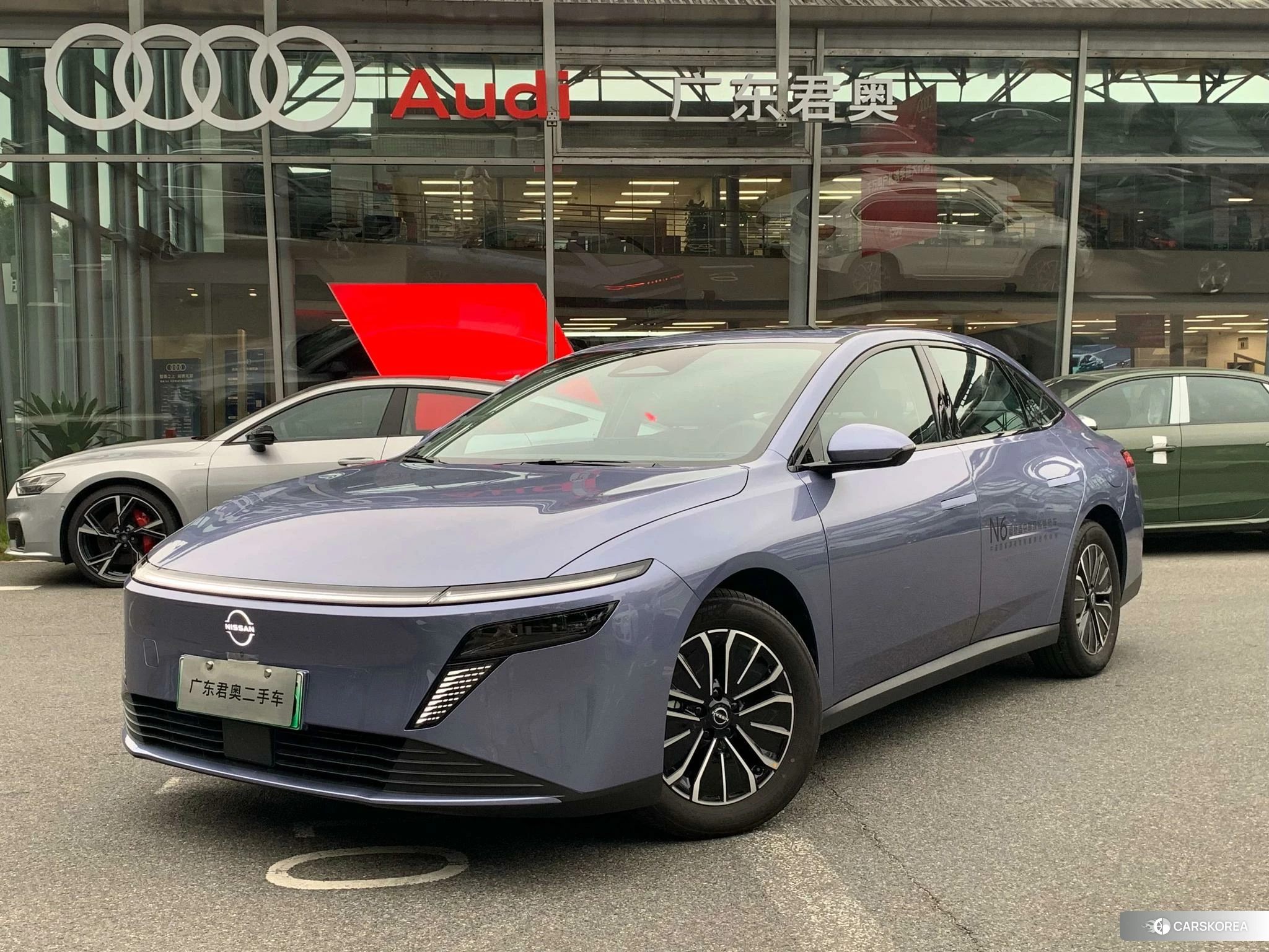 Nissan N6 id 4452692 из Китая 9