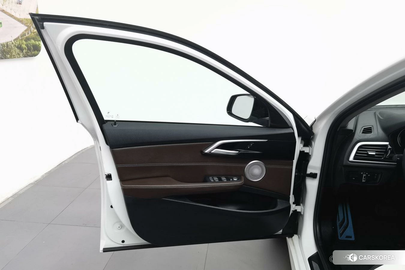BMW 1 series id 4510879 из Китая 9