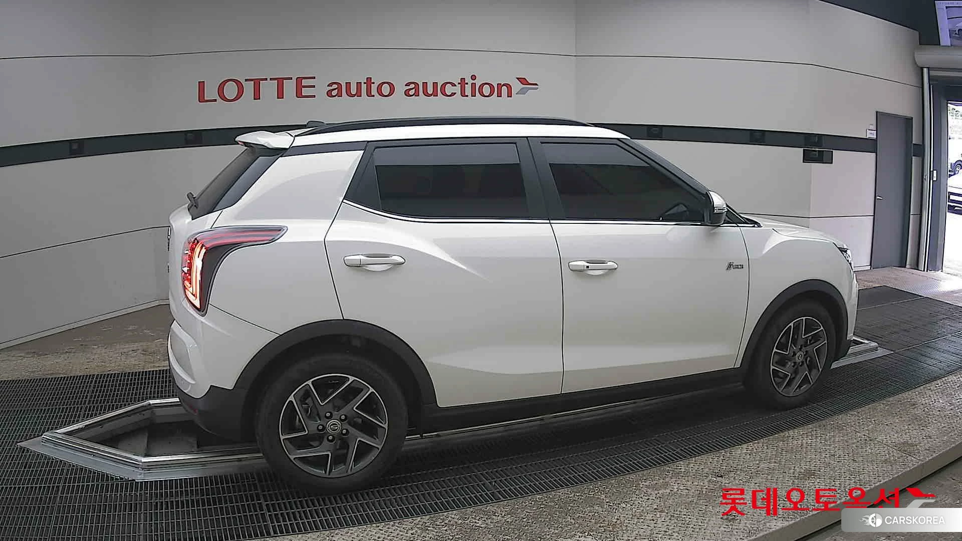 SsangYong Tivoli id 3869460 из Кореи 9