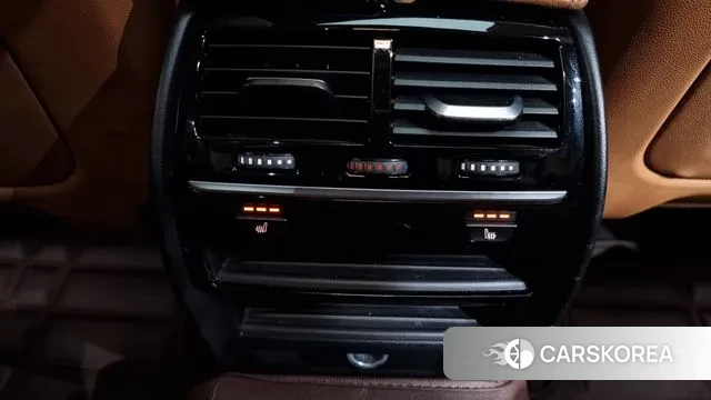 BMW 5 Series (G30) id 3351380 из Кореи 9