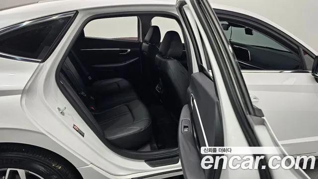 Hyundai Sonata (DN8) id 2801651 из Кореи 9