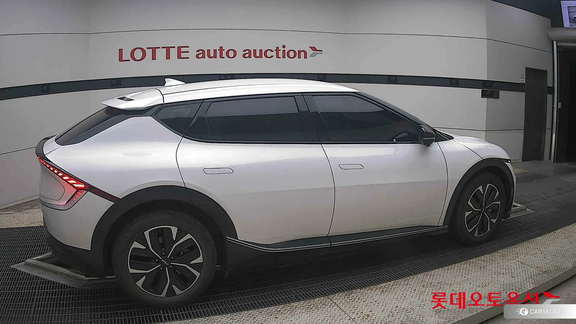 Kia EV6 id 4909318 из Кореи 9