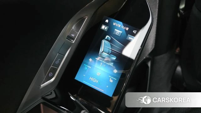 BMW 7 Series (G70) id 4185896 из Кореи 9