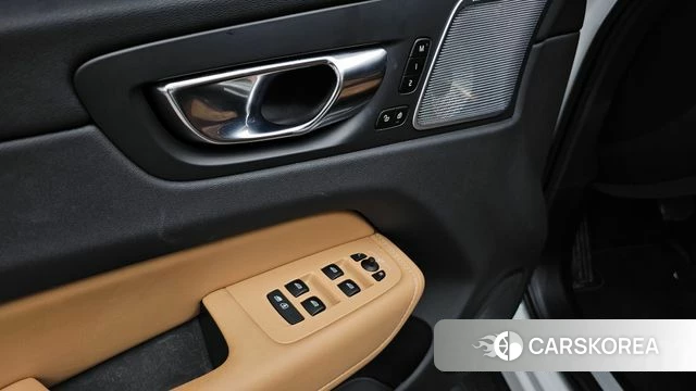 Volvo XC60 second Generation id 4396341 из Кореи 9