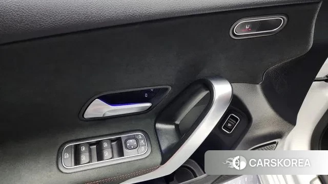 Mercedes-Benz A-Class W177 id 3053447 из Кореи 9